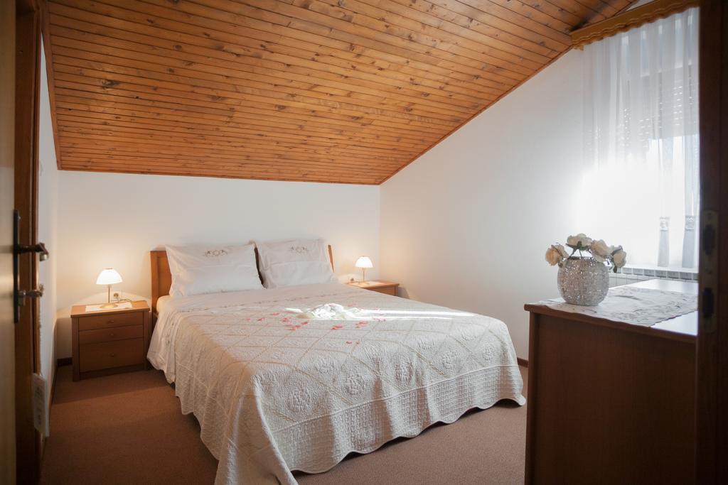 Janezinovi House Guest House Ratecevo Brdo Екстериор снимка