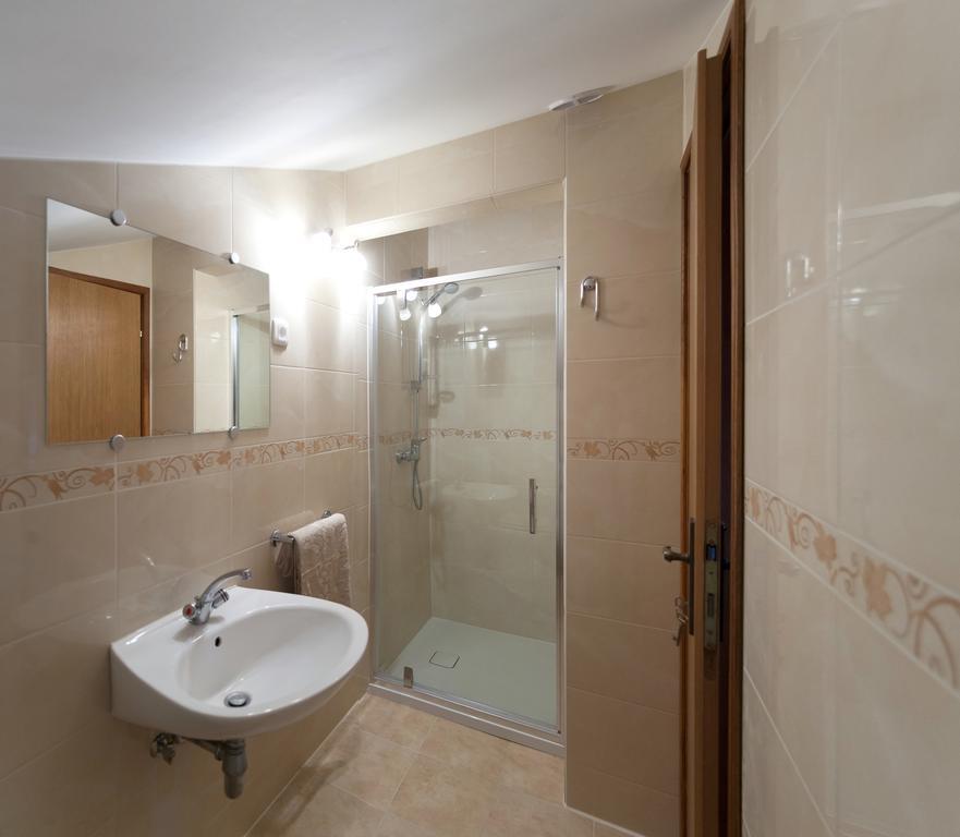 Janezinovi House Guest House Ratecevo Brdo Екстериор снимка