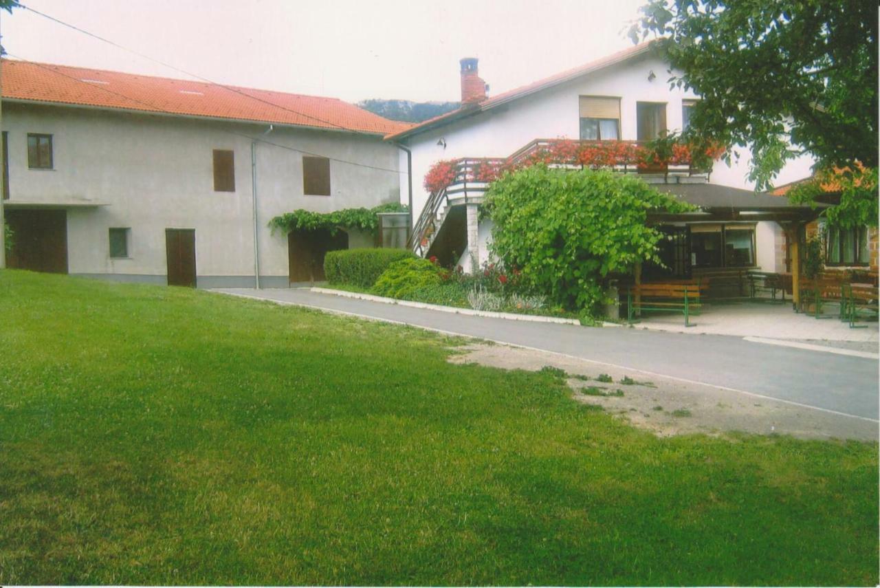 Janezinovi House Guest House Ratecevo Brdo Екстериор снимка